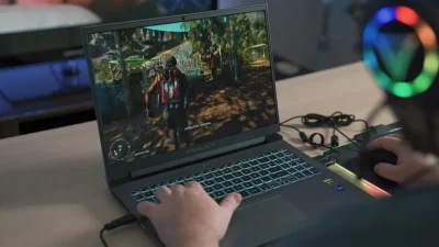 Laptop Gaming Lemot