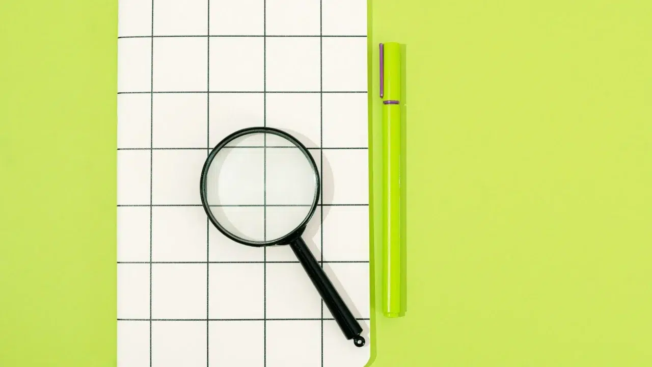 Checklist Magnifying Glass