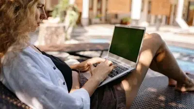 Side Hustle Laptop Freelance