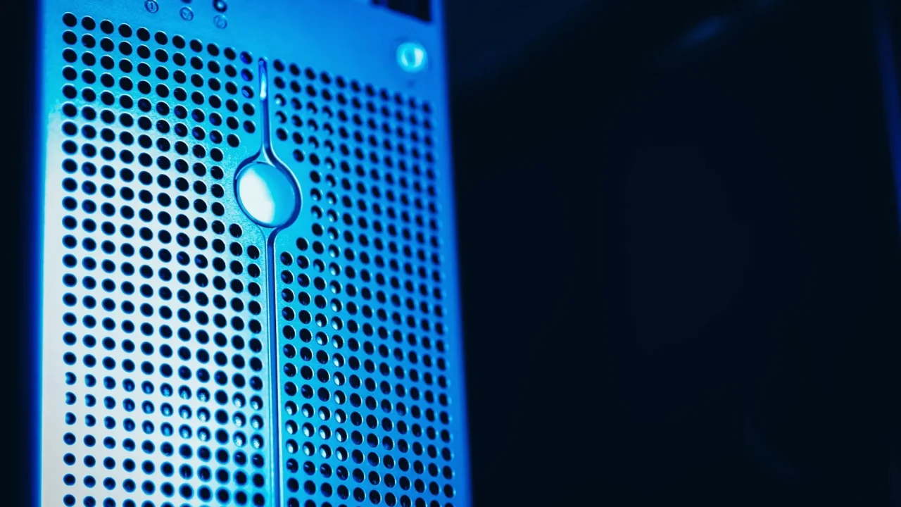 Hosting Selection Computer Screen
